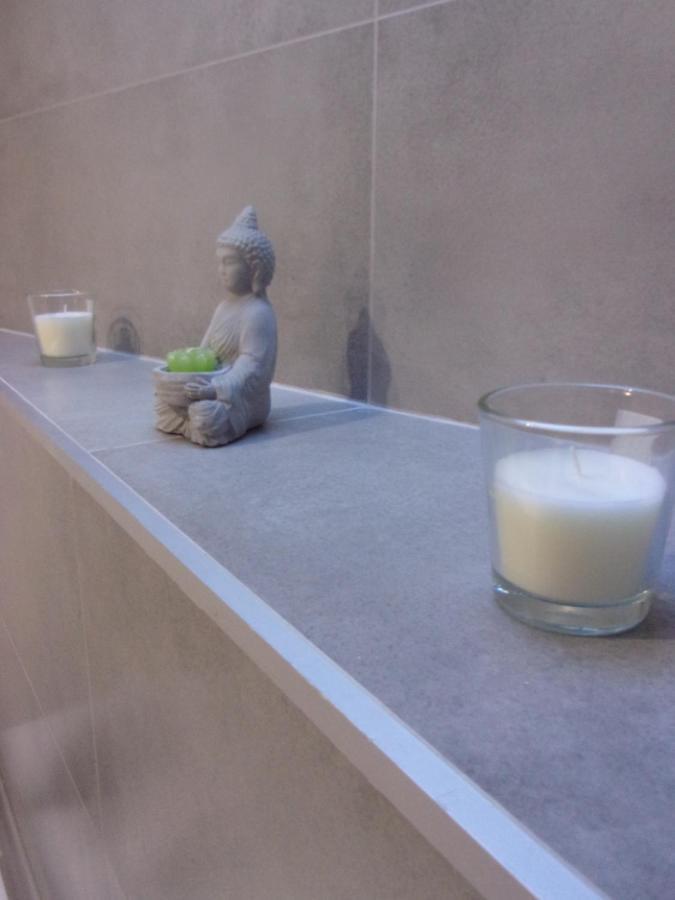 Le Bourget - Suite Romantique Narbona Esterno foto