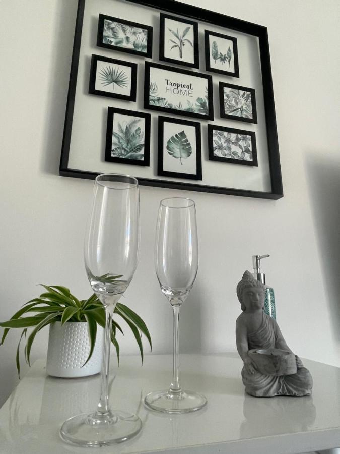 Le Bourget - Suite Romantique Narbona Esterno foto